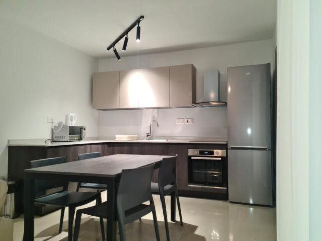 Sir William Strand Apartment Gzira Exterior foto